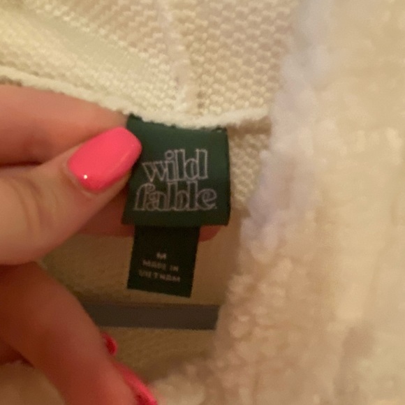 Cropped Teddy Hoodie - Picture 5 of 5